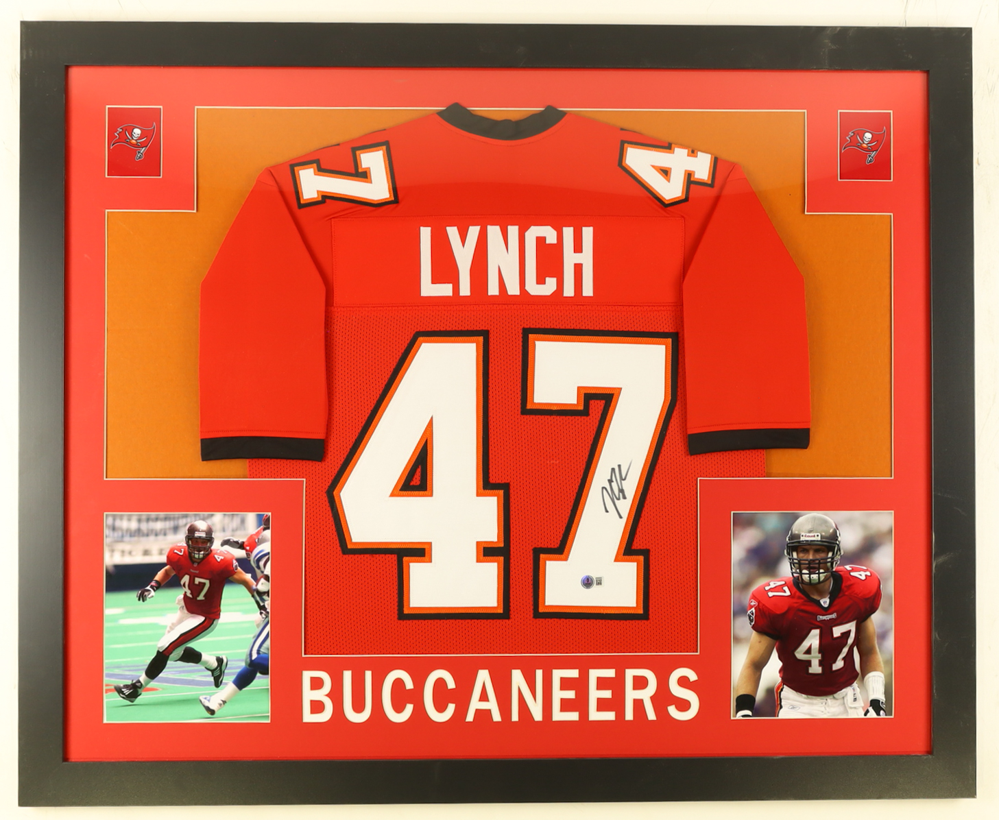 John Lynch Signed Custom Framed Jersey (JSA) at PristineAuction.com John Lynch Signed Custom Framed Jersey (JSA) at PristineAuction.com