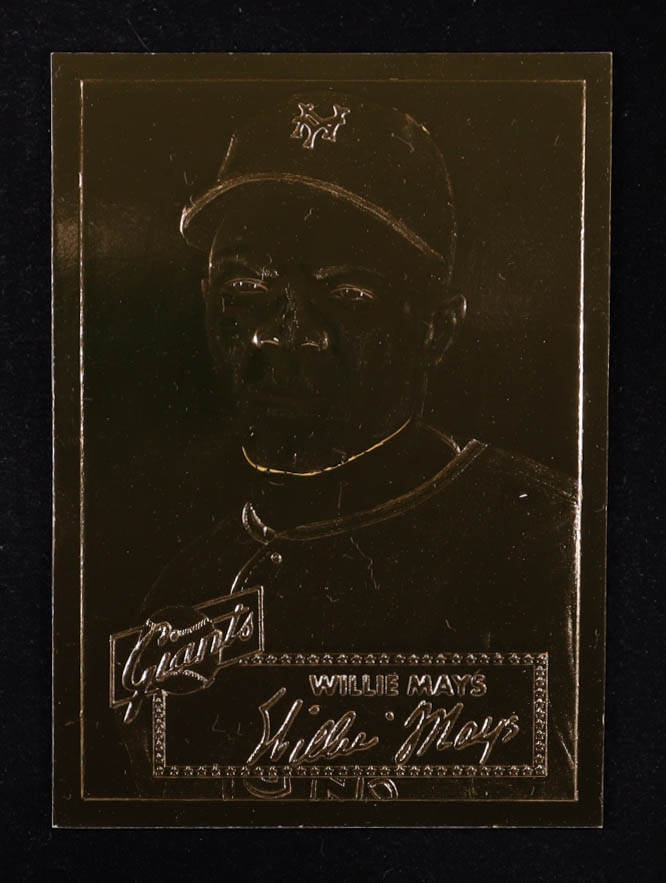 Willie Mays 1996 Topps 23k Gold Foil 1952 Reprints #261 at PristineAuction.com Willie Mays 1996 Topps 23k Gold Foil 1952 Reprints #261 at PristineAuction.com