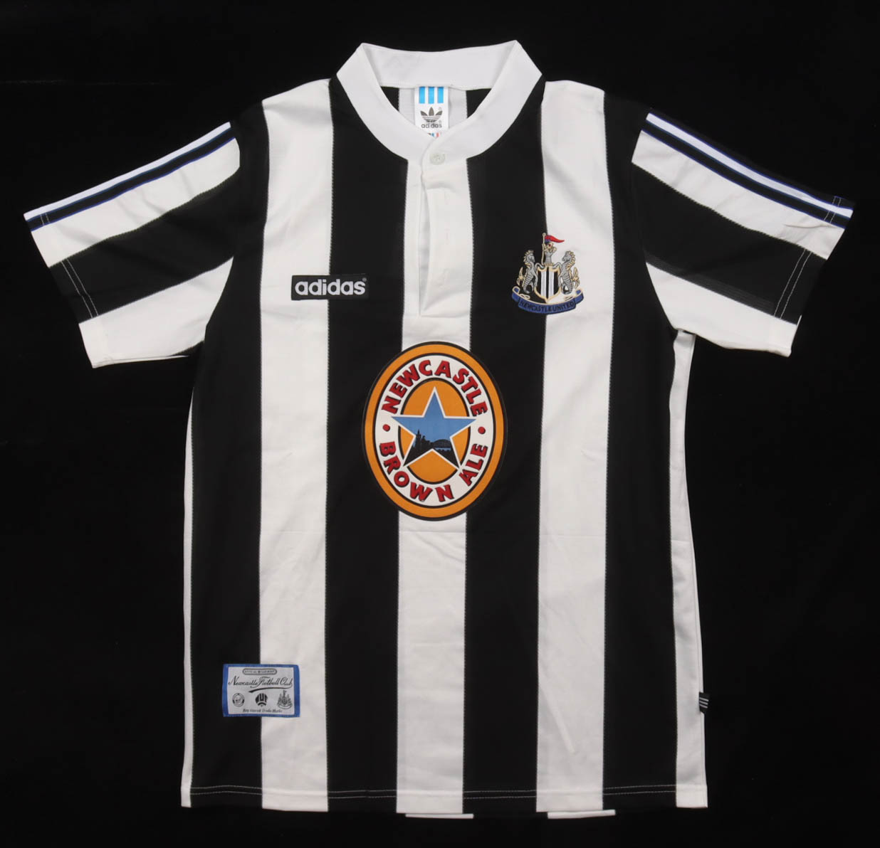 David Ginola Signed Newcastle United F.C. Adidas Authentic Jersey (JSA) at PristineAuction.com David Ginola Signed Newcastle United F.C. Adidas Authentic Jersey (JSA) at PristineAuction.com