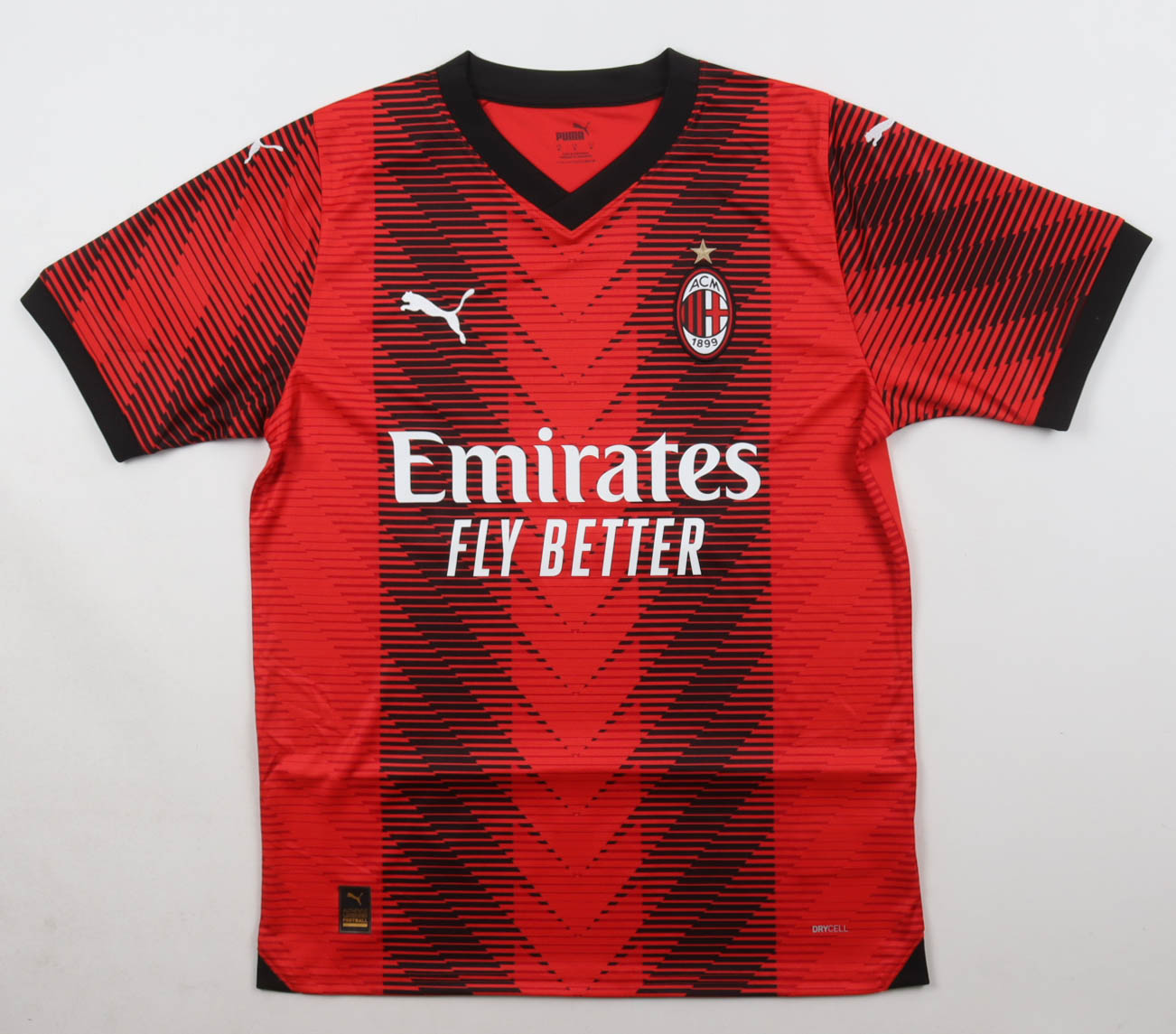 Christian Pulisic Signed AC Milan Puma Authentic Jersey (JSA) at PristineAuction.com Christian Pulisic Signed AC Milan Puma Authentic Jersey (JSA) at PristineAuction.com