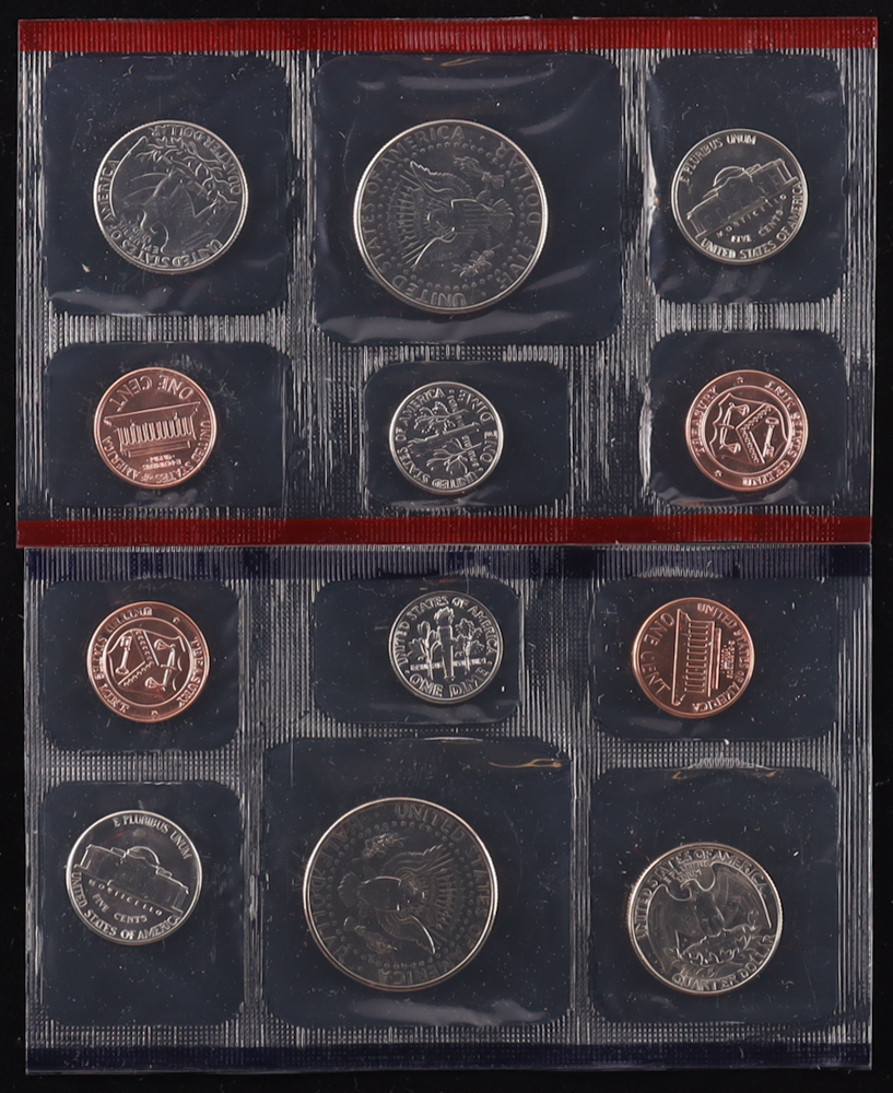 1992 Uncirculated United States Mint (12) Coin Set at PristineAuction.com 1992 Uncirculated United States Mint (12) Coin Set at PristineAuction.com