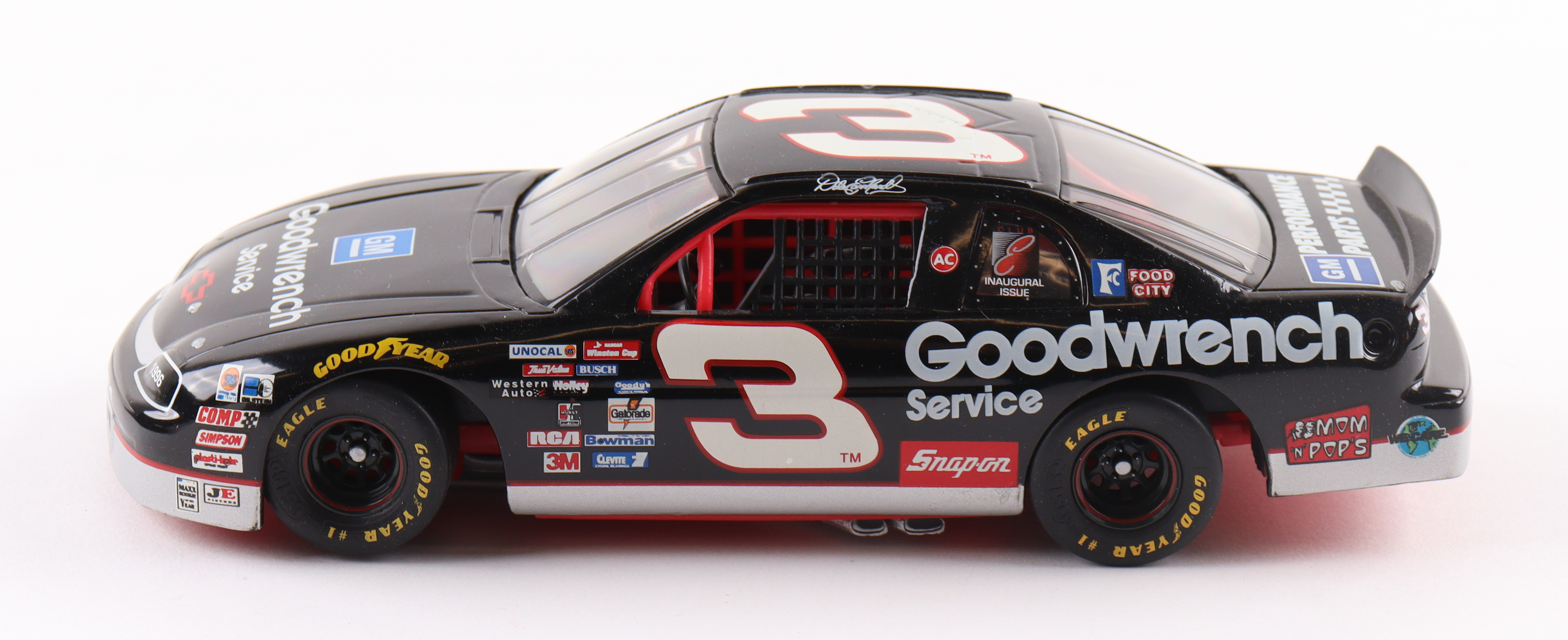 Dale Earnhardt 1998 LE NASCAR #3 Goodwrench Monte Carlo - 1:24 & 1:64 Die-cast Two Car Set at PristineAuction.com Dale Earnhardt 1998 LE NASCAR #3 Goodwrench Monte Carlo - 1:24 & 1:64 Die-cast Two Car Set at PristineAuction.com