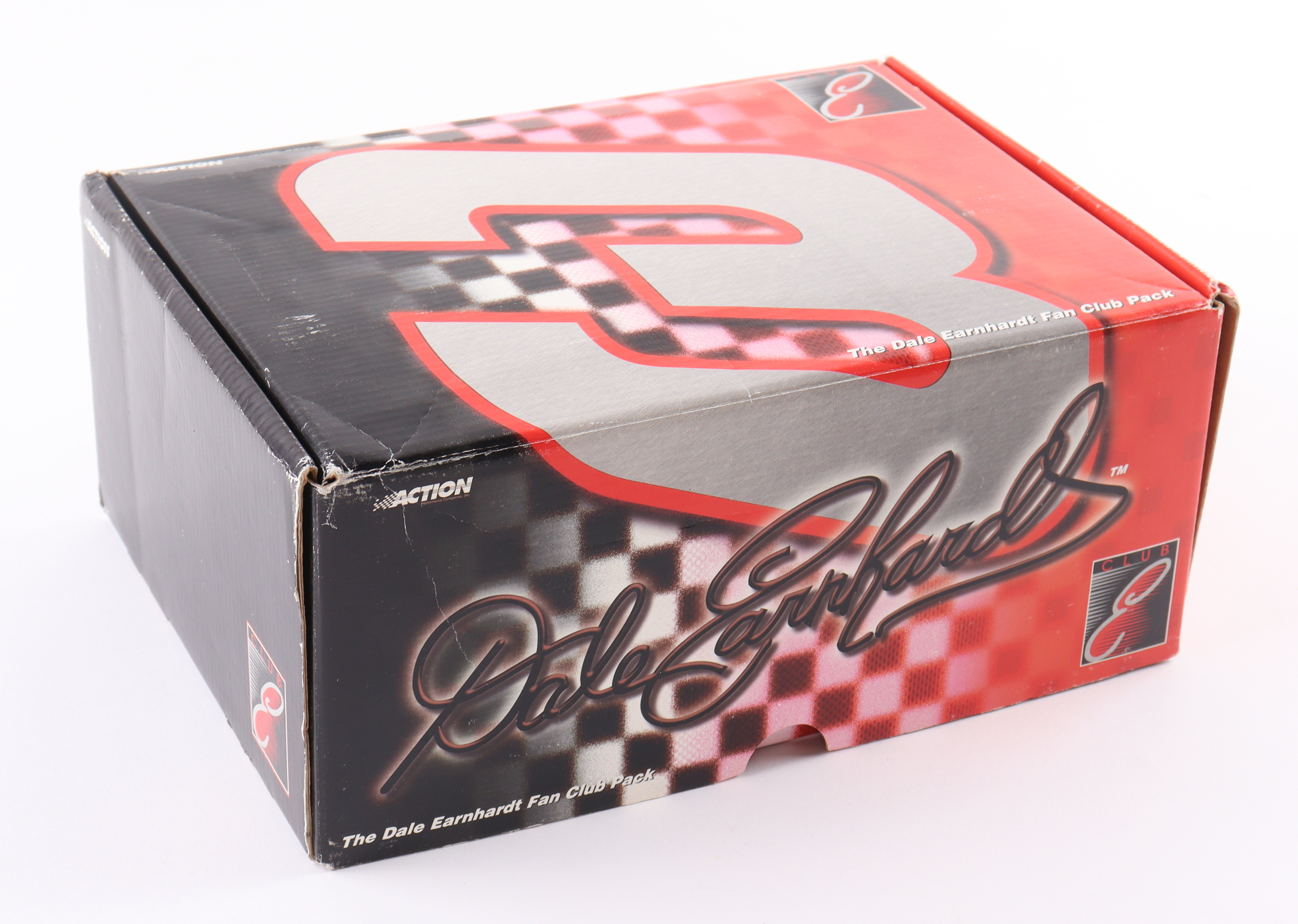 Dale Earnhardt 1998 LE NASCAR #3 Goodwrench Monte Carlo - 1:24 & 1:64 Die-cast Two Car Set at PristineAuction.com Dale Earnhardt 1998 LE NASCAR #3 Goodwrench Monte Carlo - 1:24 & 1:64 Die-cast Two Car Set at PristineAuction.com