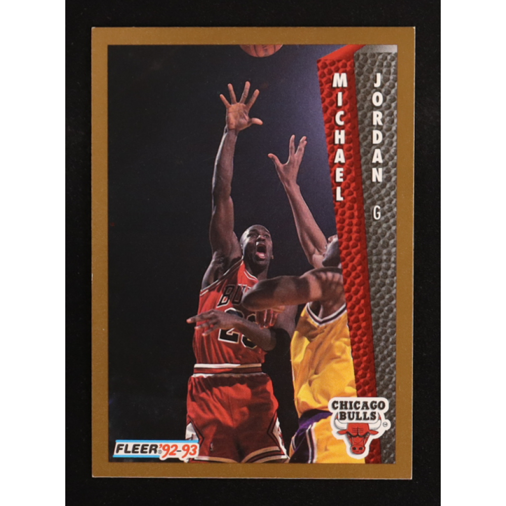Michael Jordan 1992-93 Fleer #32 at PristineAuction.com