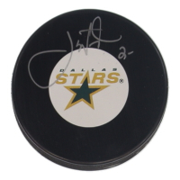Joe Nieuwendyk Signed Stars Logo Hockey Puck (Schwartz) at PristineAuction.com