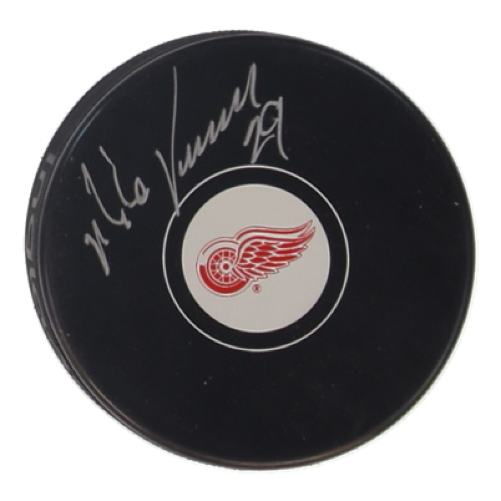 Mike Vernon Signed Red Wings Logo Hockey Puck (Schwartz) at PristineAuction.com