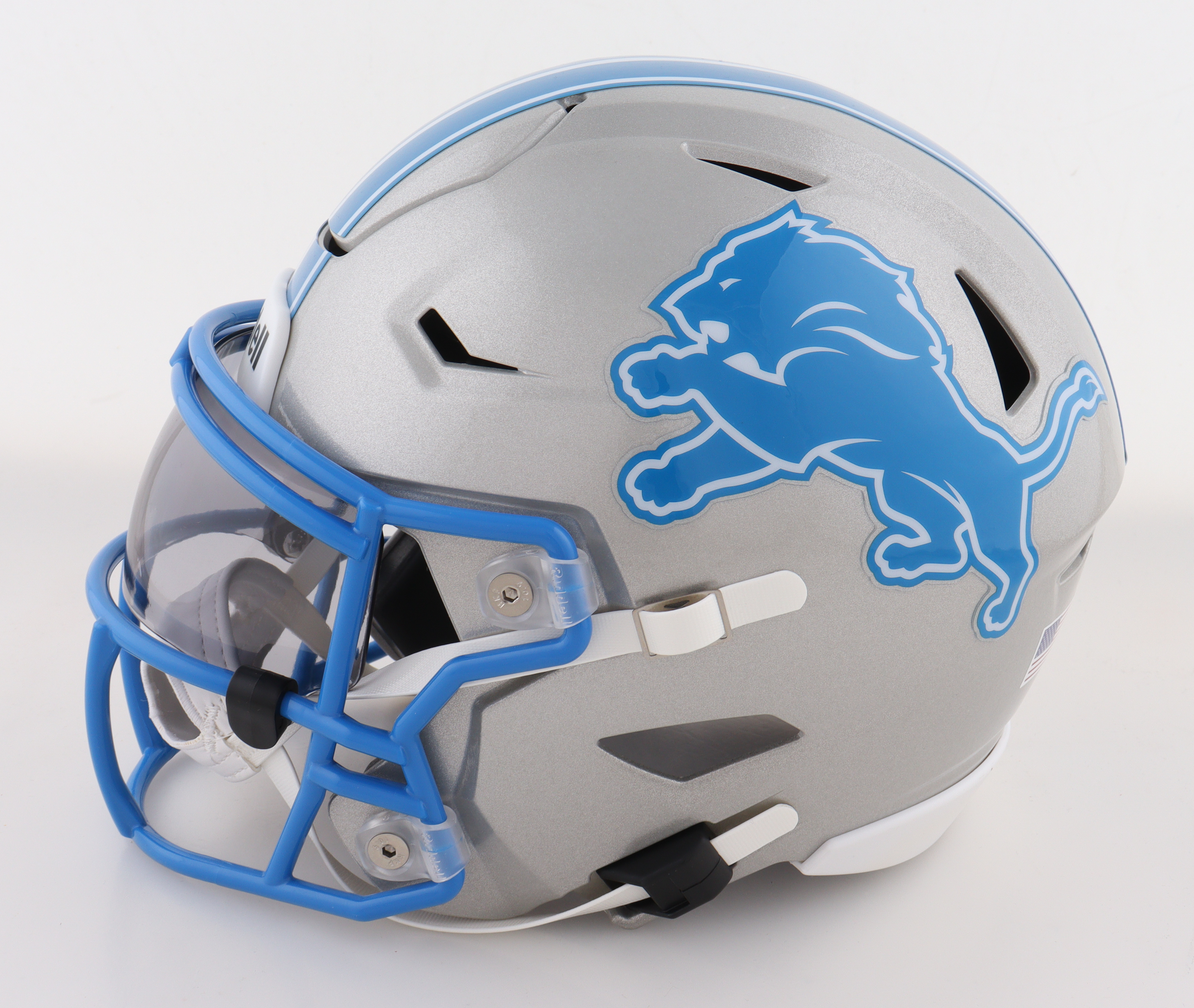 David Montgomery Signed Lions Mid-Size SpeedFlex Helmet With Visor (Beckett) at PristineAuction.com David Montgomery Signed Lions Mid-Size SpeedFlex Helmet With Visor (Beckett) at PristineAuction.com