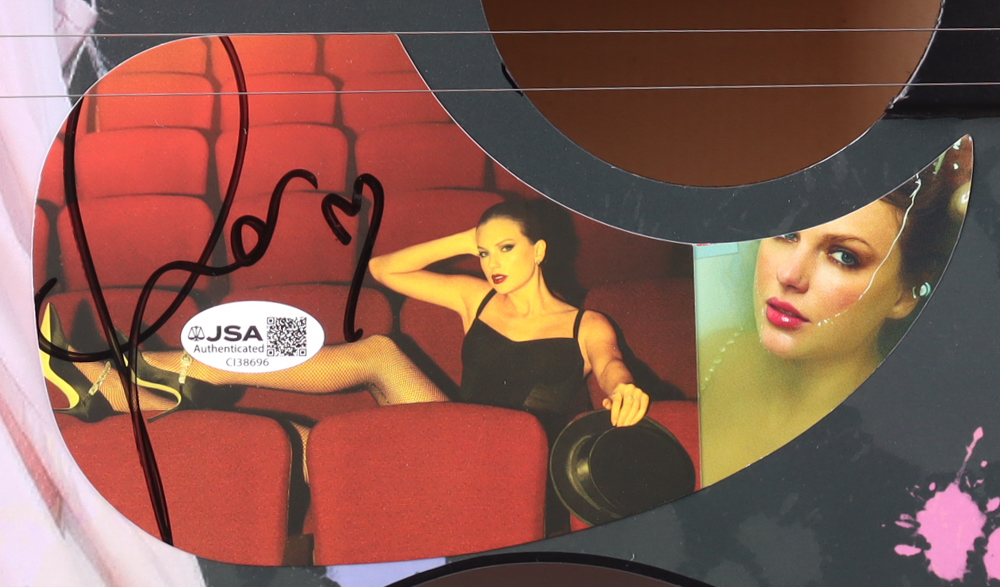 Taylor Swift Guitar with Signed Custom Insert Pickguard (JSA) at PristineAuction.com Taylor Swift Guitar with Signed Custom Insert Pickguard (JSA) at PristineAuction.com