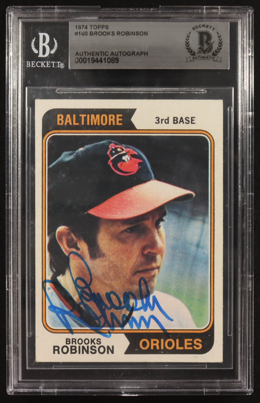 Brooks Robinson Signed 1974 Topps #160 (BGS) at PristineAuction.com Brooks Robinson Signed 1974 Topps #160 (BGS) at PristineAuction.com