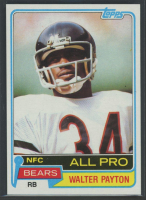 Walter Payton 1981 Topps #400 at PristineAuction.com