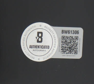 Hayden Christensen Signed "Darth Vader" Plastic Mask (Beckett) at PristineAuction.com Hayden Christensen Signed "Darth Vader" Plastic Mask (Beckett) at PristineAuction.com