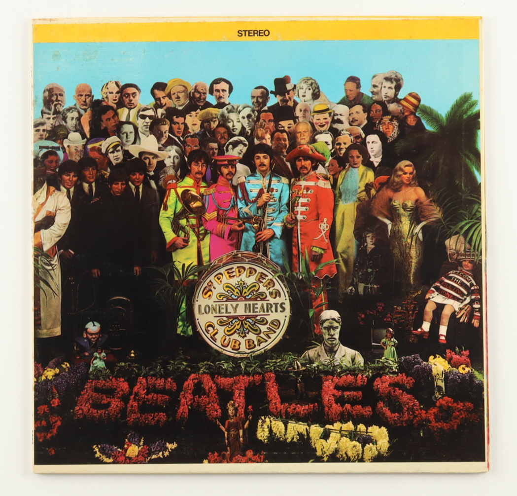 The Beatles "Sgt Peppers: Lonely Hearts Club Band" Vintage Vinyl LP Album with Record at PristineAuction.com The Beatles "Sgt Peppers: Lonely Hearts Club Band" Vintage Vinyl LP Album with Record at PristineAuction.com