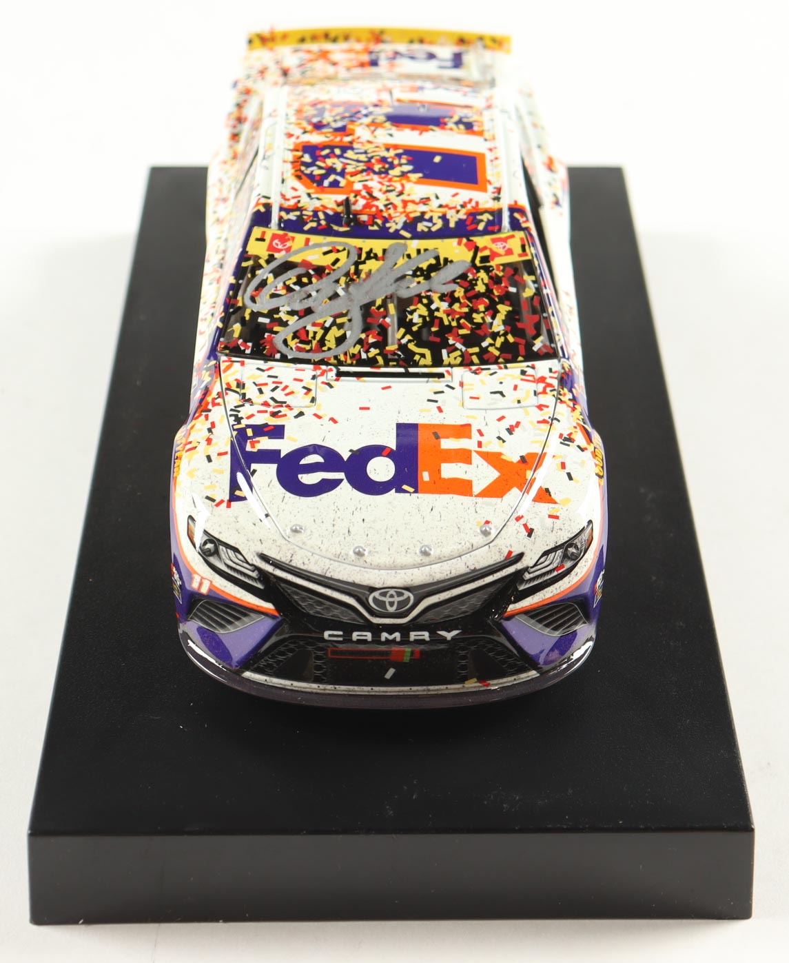 Denny Hamlin Signed 2021 #11 Fedex Las Vegas Win | 1:24 Diecast Car (PA) at PristineAuction.com Denny Hamlin Signed 2021 #11 Fedex Las Vegas Win | 1:24 Diecast Car (PA) at PristineAuction.com