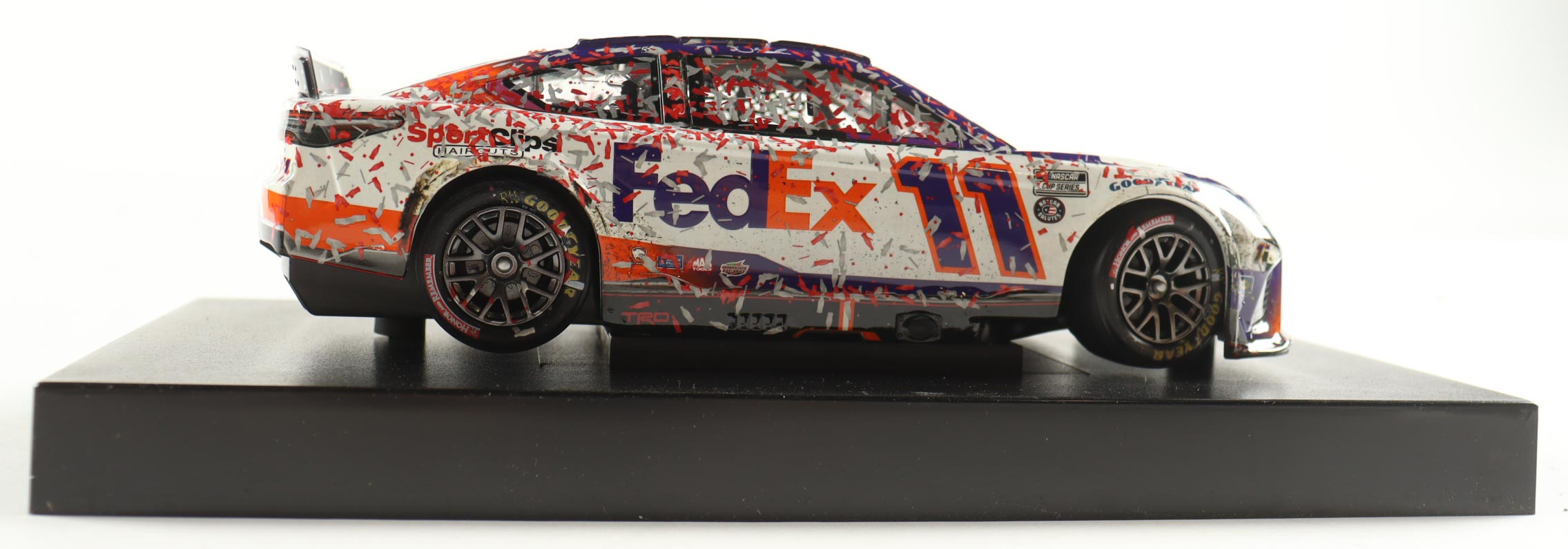 Denny Hamlin Signed 2022 #11 Fedex Charlotte Win | 1:24 Diecast Car (PA) at PristineAuction.com Denny Hamlin Signed 2022 #11 Fedex Charlotte Win | 1:24 Diecast Car (PA) at PristineAuction.com