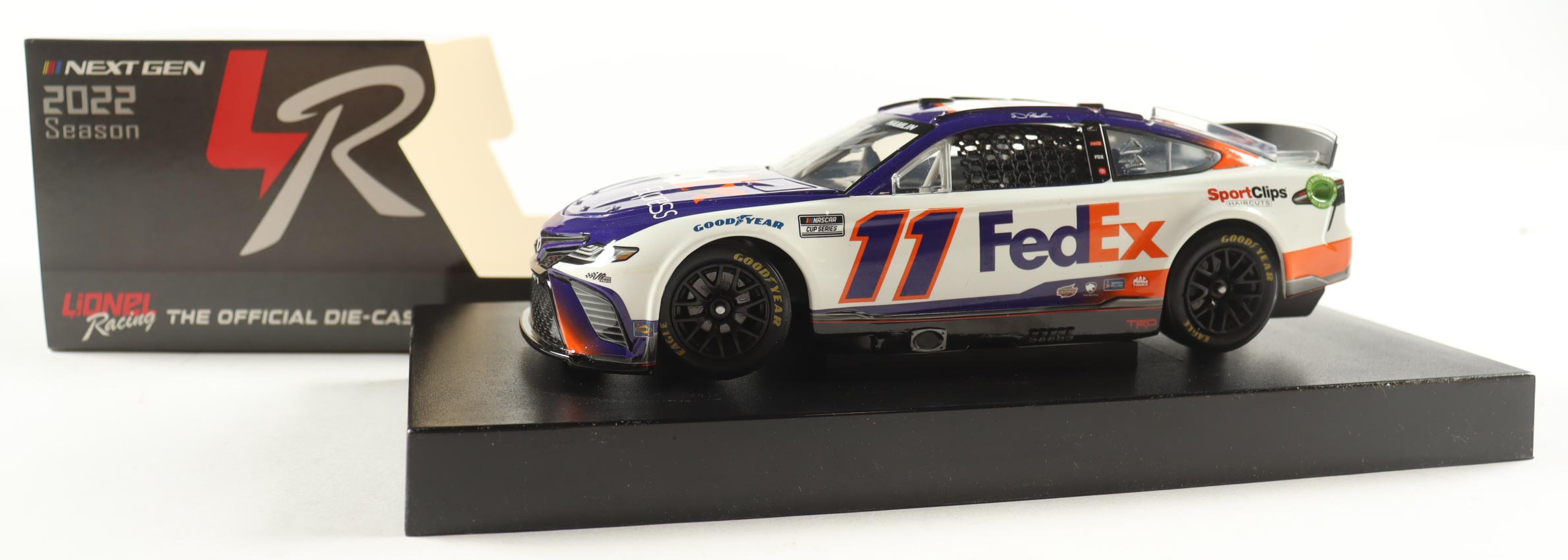 Denny Hamlin Signed 2022 #11 FedEx Express | 1:24 Diecast Car (PA) at PristineAuction.com Denny Hamlin Signed 2022 #11 FedEx Express | 1:24 Diecast Car (PA) at PristineAuction.com