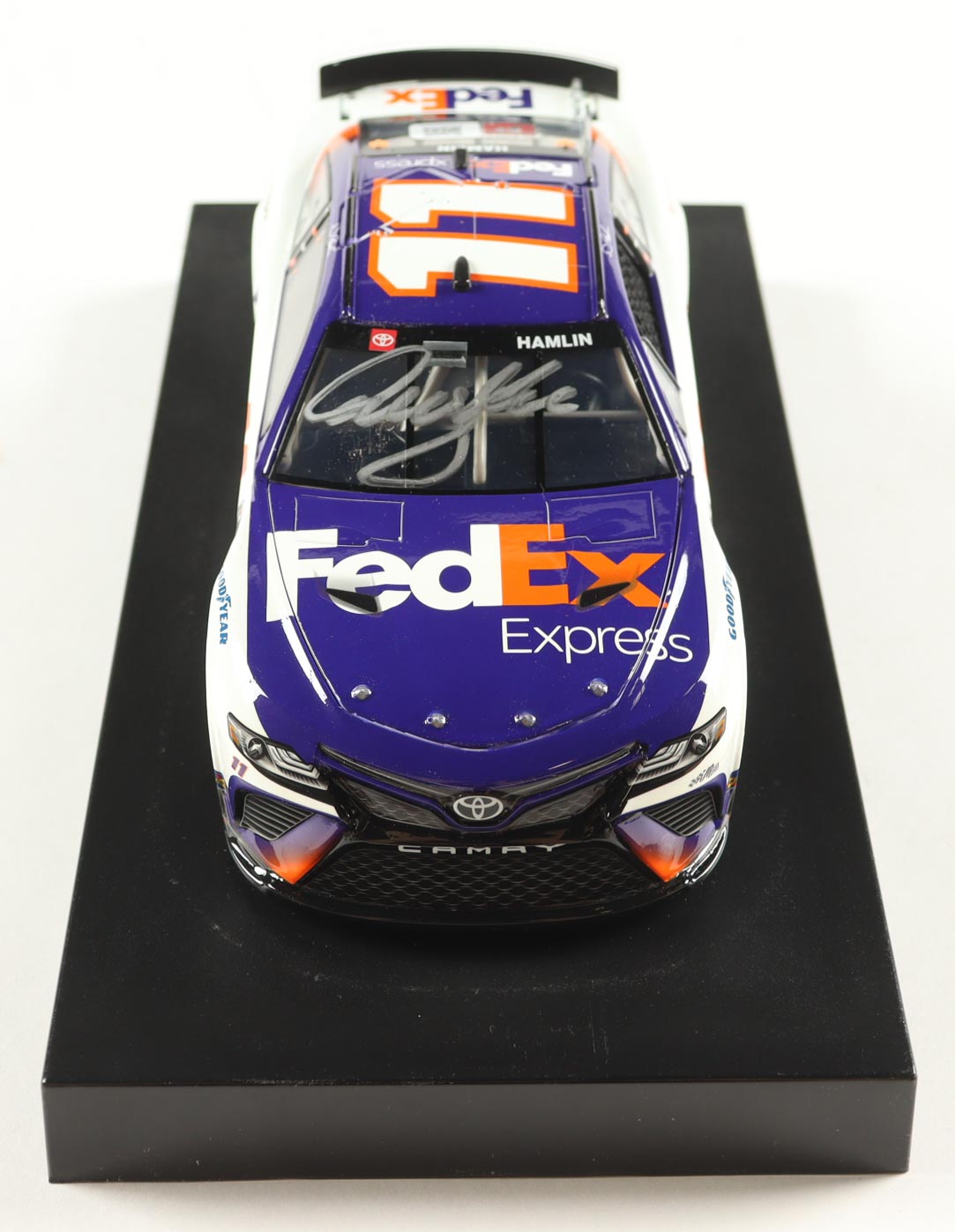 Denny Hamlin Signed 2022 #11 FedEx Express | 1:24 Diecast Car (PA) at PristineAuction.com Denny Hamlin Signed 2022 #11 FedEx Express | 1:24 Diecast Car (PA) at PristineAuction.com