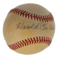 Pee Wee Reese Signed ONL Baseball (JSA) at PristineAuction.com