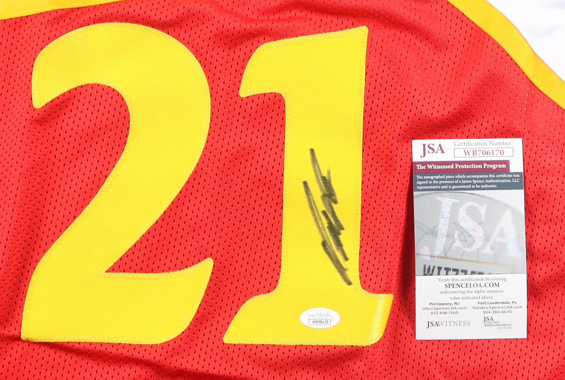 Dominique Wilkins Signed Jersey (JSA) at PristineAuction.com Dominique Wilkins Signed Jersey (JSA) at PristineAuction.com