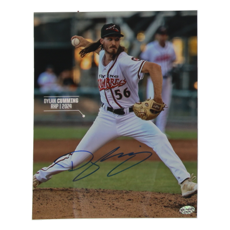 Dylan Cumming Signed Flying Squirrels 8x10 Photo (Leaf) at PristineAuction.com Dylan Cumming Signed Flying Squirrels 8x10 Photo (Leaf) at PristineAuction.com