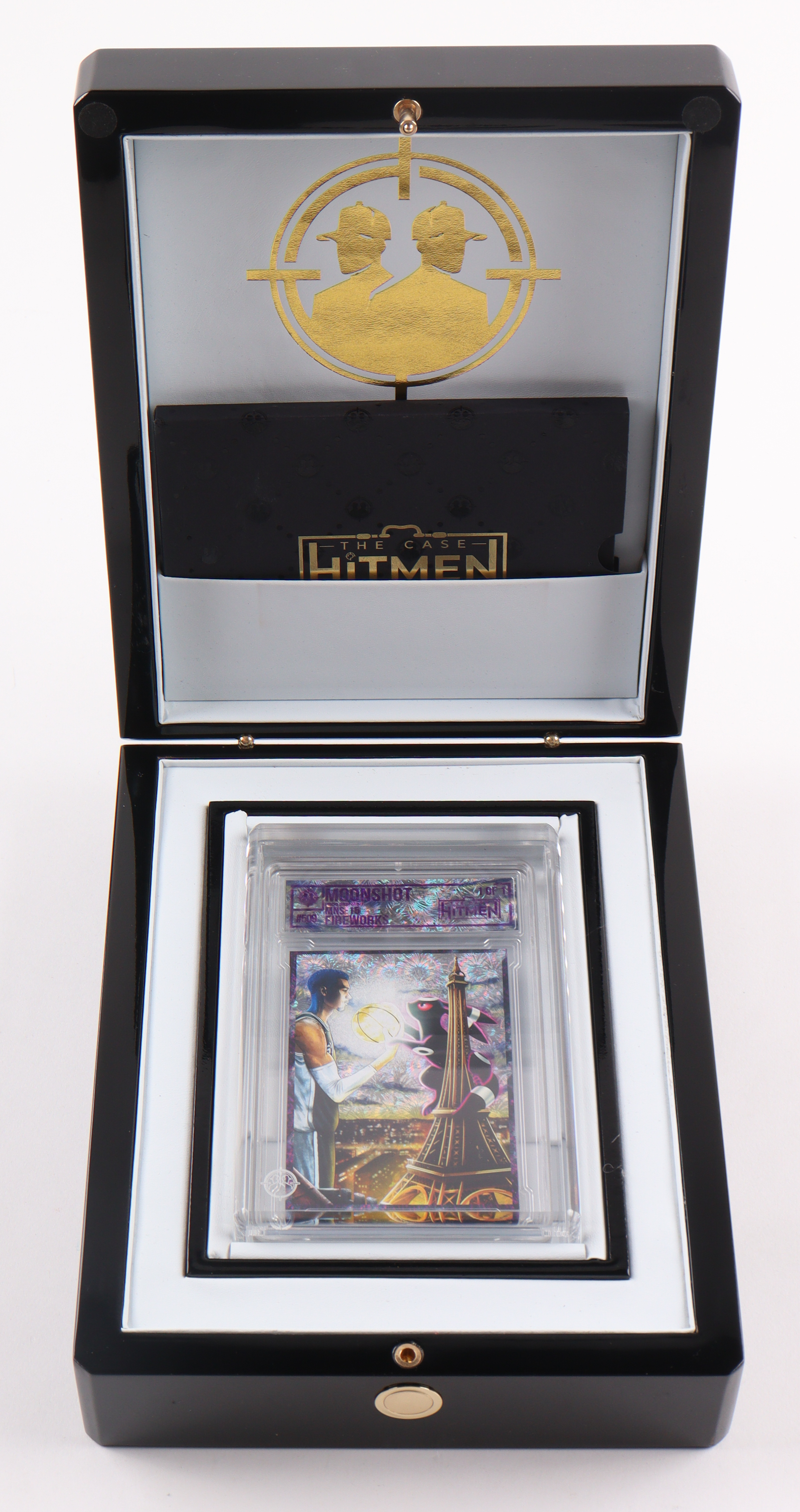 Victor Wembanyama - Moonshot MNS-15 Fireworks #509 - 2026 The Case Hitmen 1/1 Custom Art Card with Display Case at PristineAuction.com Victor Wembanyama - Moonshot MNS-15 Fireworks #509 - 2026 The Case Hitmen 1/1 Custom Art Card with Display Case at PristineAuction.com