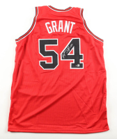 Horace Grant Signed Jersey (Beckett) at PristineAuction.com