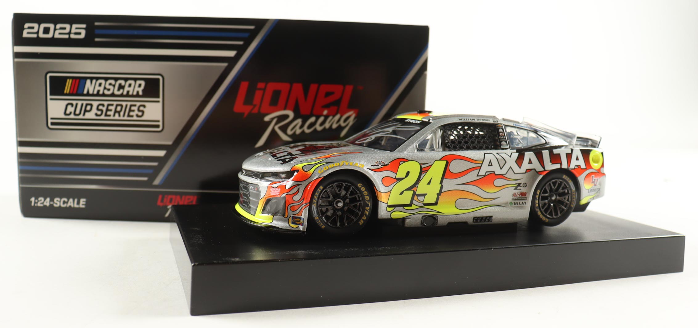 William Byron Signed 2025 #24 Axalta Throwback | 1:24 Diecast Car (PA) at PristineAuction.com William Byron Signed 2025 #24 Axalta Throwback | 1:24 Diecast Car (PA) at PristineAuction.com