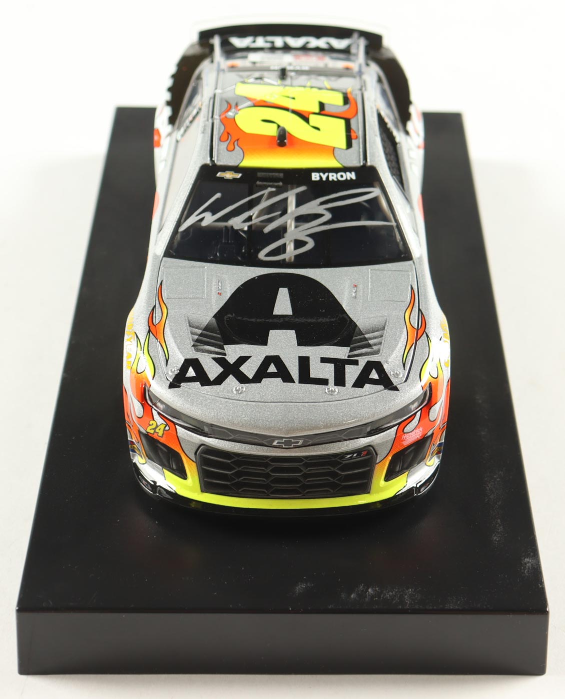 William Byron Signed 2025 #24 Axalta Throwback | 1:24 Diecast Car (PA) at PristineAuction.com William Byron Signed 2025 #24 Axalta Throwback | 1:24 Diecast Car (PA) at PristineAuction.com