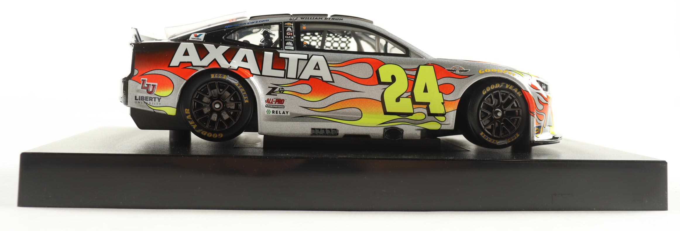 William Byron Signed 2025 #24 Axalta Throwback | 1:24 Diecast Car (PA) at PristineAuction.com William Byron Signed 2025 #24 Axalta Throwback | 1:24 Diecast Car (PA) at PristineAuction.com