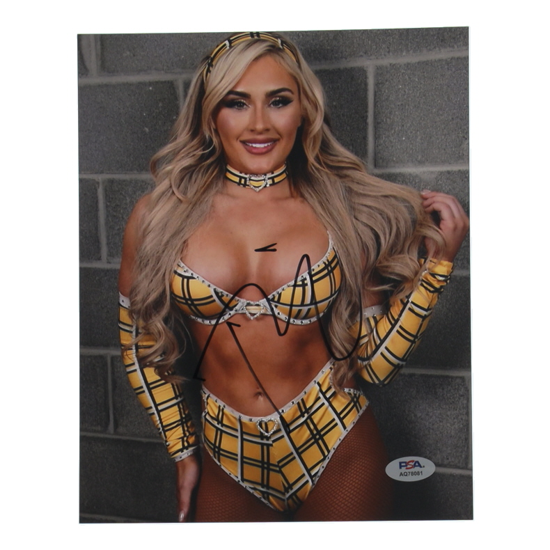Tiffany Stratton Signed WWE 8x10 Photo (PSA) at PristineAuction.com Tiffany Stratton Signed WWE 8x10 Photo (PSA) at PristineAuction.com