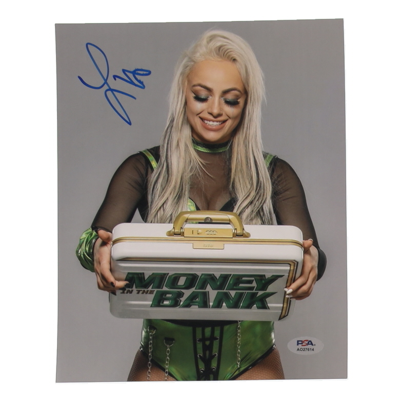 Liv Morgan Signed WWE 8x10 Photo (PSA) at PristineAuction.com Liv Morgan Signed WWE 8x10 Photo (PSA) at PristineAuction.com