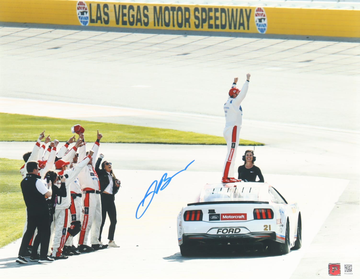 Josh Berry Signed Nascar Las Vegas Win 2025 11x14 Photo (PA) at PristineAuction.com Josh Berry Signed Nascar Las Vegas Win 2025 11x14 Photo (PA) at PristineAuction.com