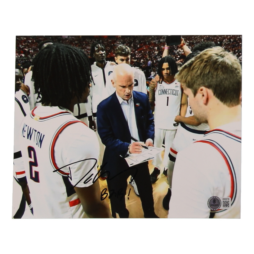 Dan Hurley Signed UConn Huskies 8x10 Photo Inscribed "B2B!" (Beckett) at PristineAuction.com Dan Hurley Signed UConn Huskies 8x10 Photo Inscribed "B2B!" (Beckett) at PristineAuction.com