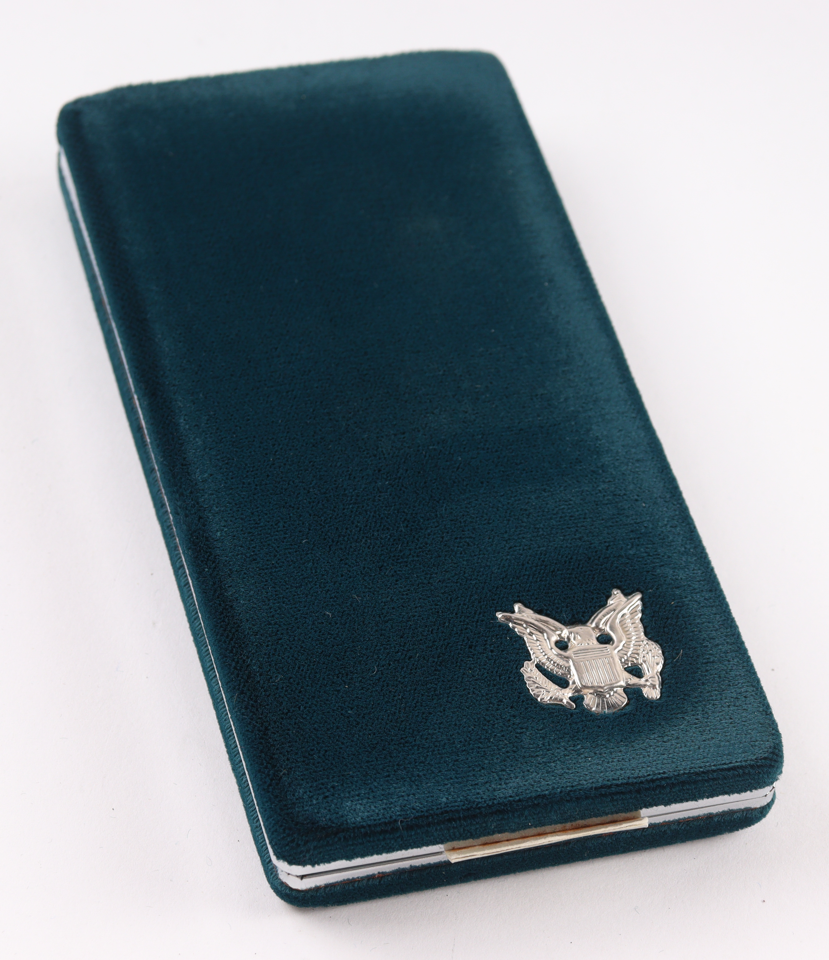 1991-P Proof United States Korean War Memorial Silver Dollar with Display Case at PristineAuction.com 1991-P Proof United States Korean War Memorial Silver Dollar with Display Case at PristineAuction.com