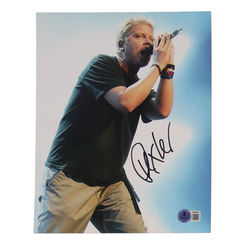 Dexter Holland Signed 8x10 Photo (Beckett) at PristineAuction.com Dexter Holland Signed 8x10 Photo (Beckett) at PristineAuction.com