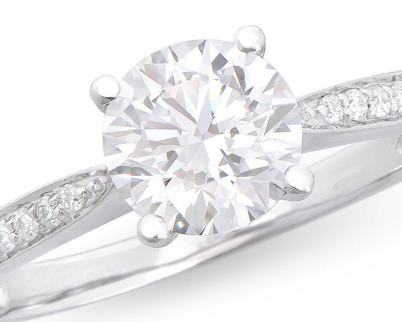 NEW! 1.07 CTW Lab-Grown Diamonds Ring E-F, VVS2 | Estimated Retail Value: $5,595 (IGI) at PristineAuction.com NEW! 1.07 CTW Lab-Grown Diamonds Ring E-F, VVS2 | Estimated Retail Value: $5,595 (IGI) at PristineAuction.com