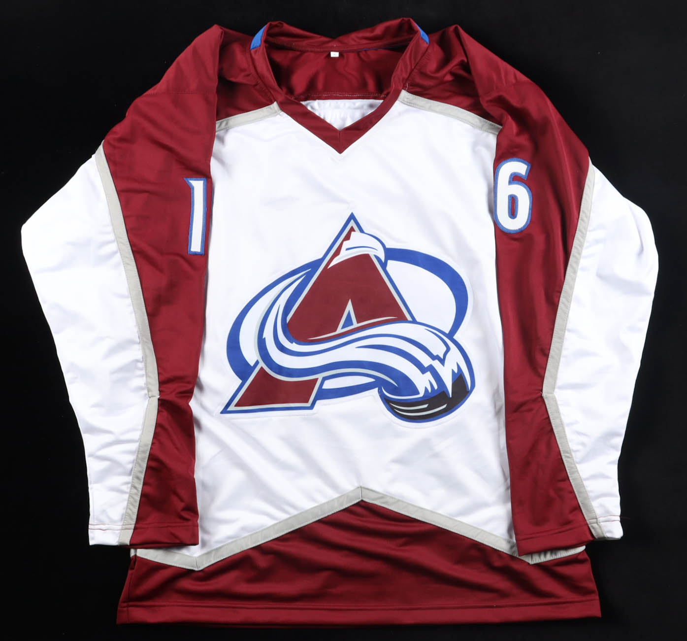 Taylor Makar Signed Jersey (Beckett) at PristineAuction.com Taylor Makar Signed Jersey (Beckett) at PristineAuction.com