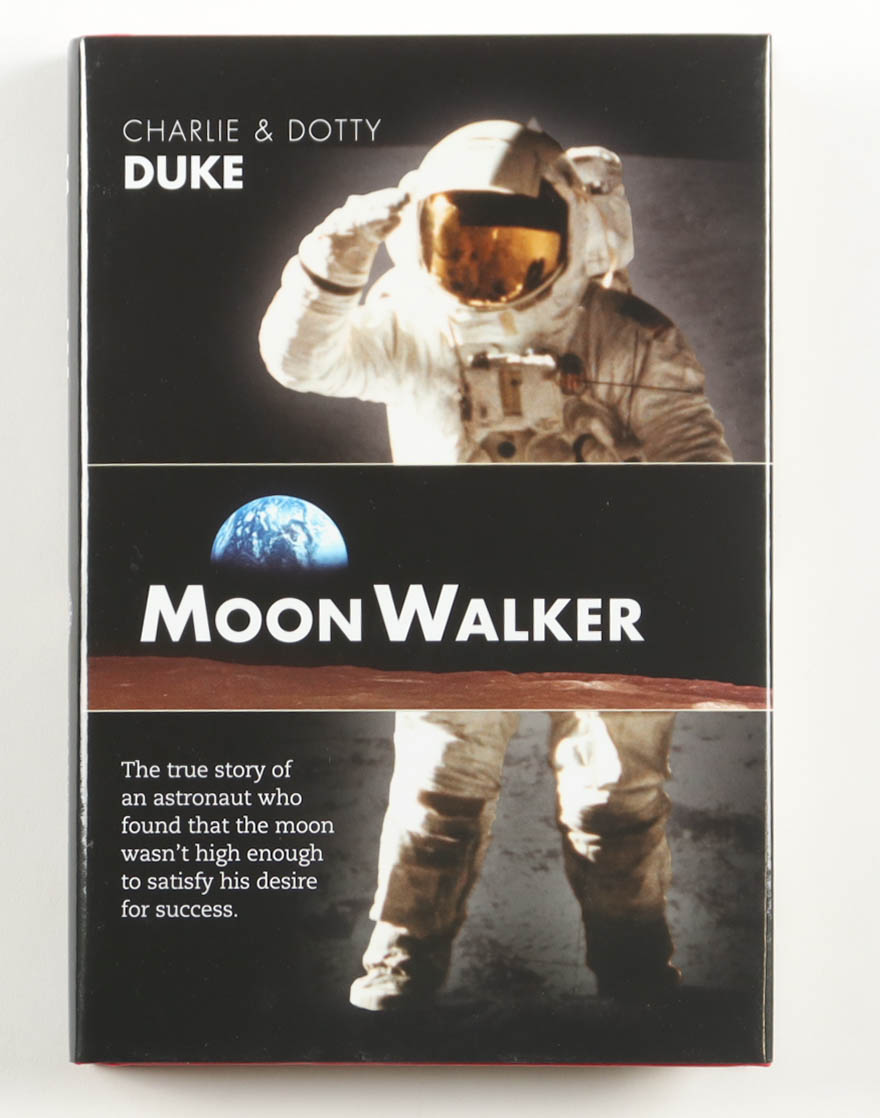 Charlie Duke Signed "Moon Walker" Hardcover Book (AIV) at PristineAuction.com Charlie Duke Signed "Moon Walker" Hardcover Book (AIV) at PristineAuction.com