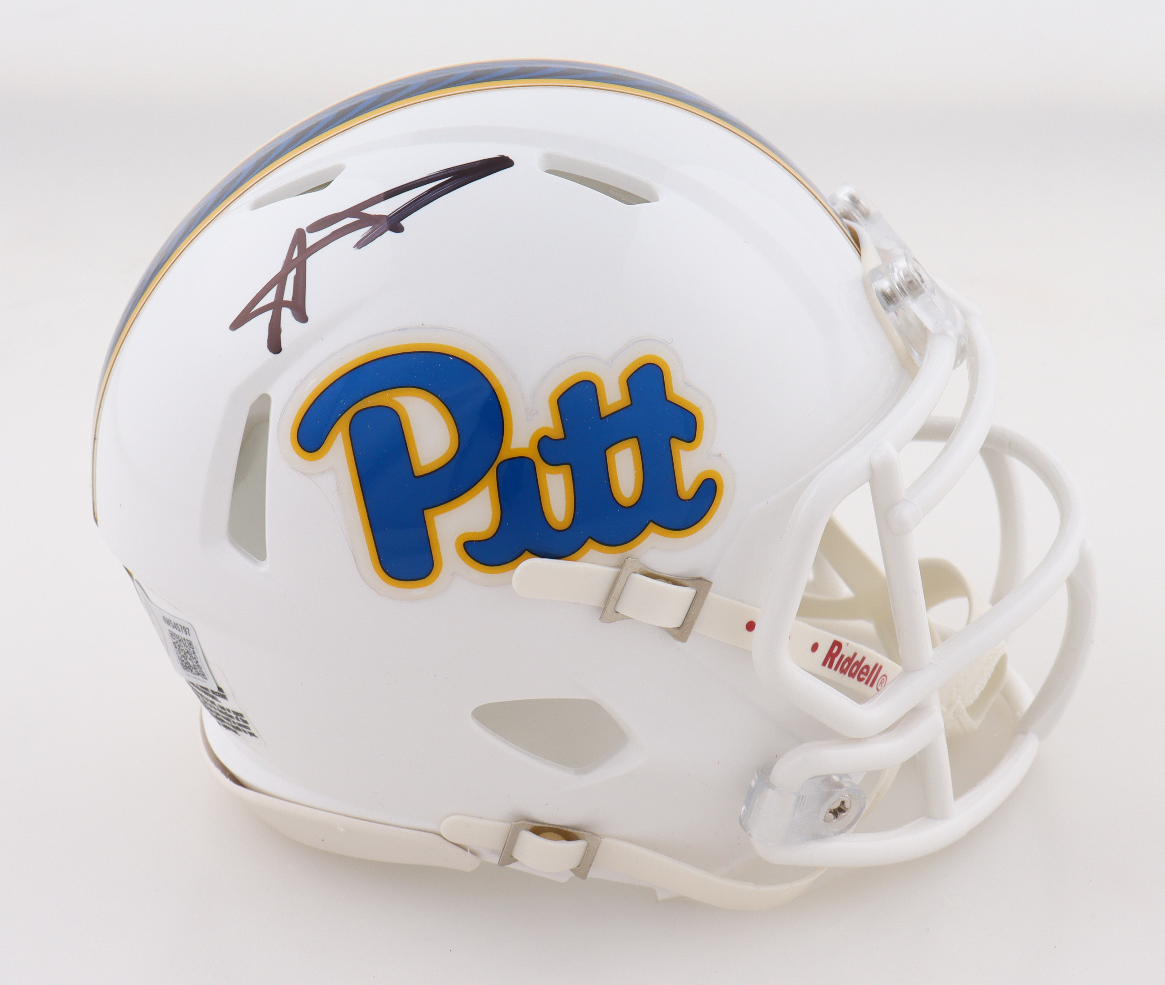 Aaron Donald Signed Pittsburgh Panthers Speed Mini Helmet (Beckett) at PristineAuction.com Aaron Donald Signed Pittsburgh Panthers Speed Mini Helmet (Beckett) at PristineAuction.com