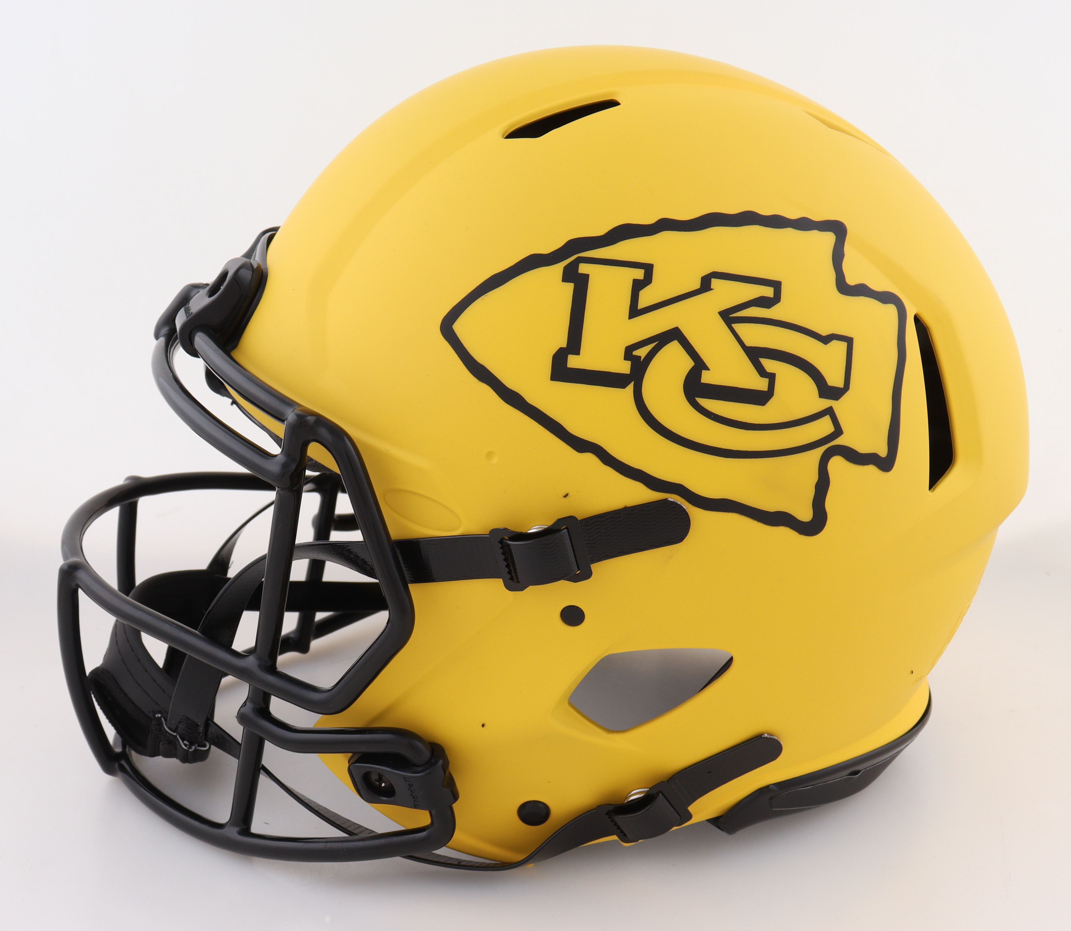 Trent McDuffie Signed Chiefs Full-Size Authentic On-Field Rave Alternate Speed Helmet Inscribed "2x Super Bowl Champ" (Beckett) at PristineAuction.com Trent McDuffie Signed Chiefs Full-Size Authentic On-Field Rave Alternate Speed Helmet Inscribed "2x Super Bowl Champ" (Beckett) at PristineAuction.com