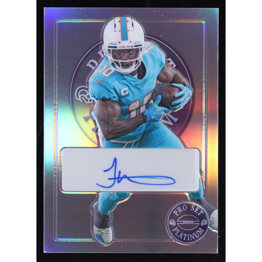 Tyreek Hill 2024 Leaf Pro Set Metal Platinum Autographs Prismatic Silver #PLTH1 #12/15 at PristineAuction.com