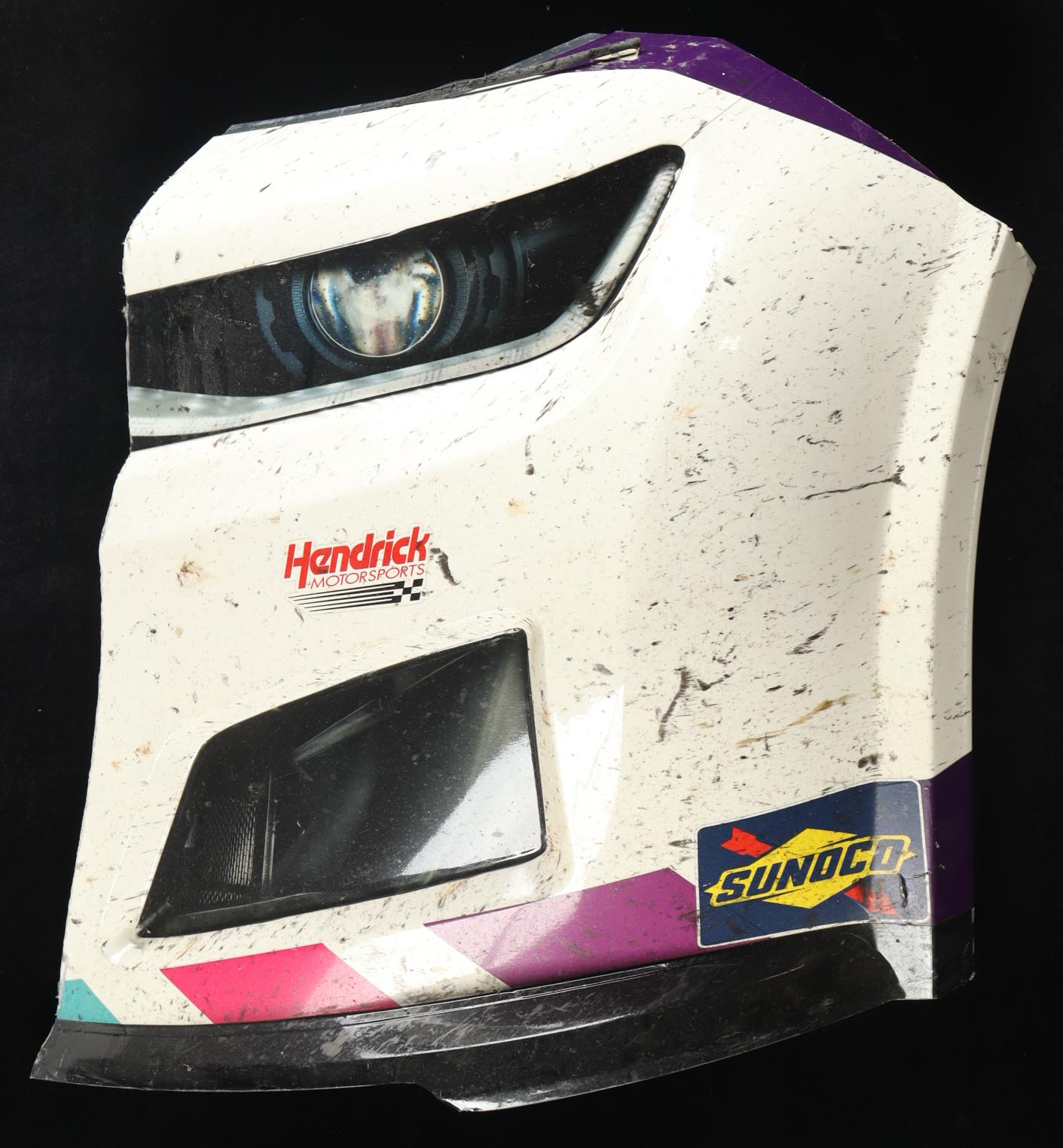 Alex Bowman Race-Used 2022 NASCAR Cup Series #48 Ally Partial Left Nose Car Piece (Hendrick Motorsports) at PristineAuction.com Alex Bowman Race-Used 2022 NASCAR Cup Series #48 Ally Partial Left Nose Car Piece (Hendrick Motorsports) at PristineAuction.com