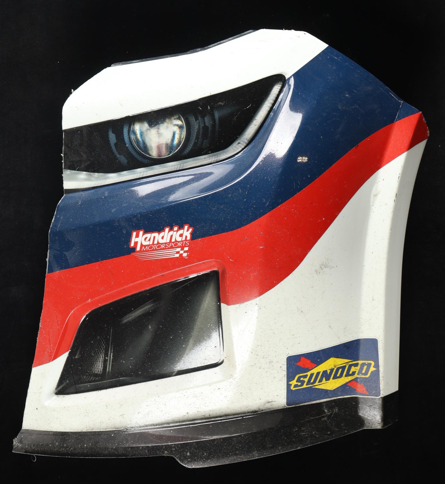 William Byron Race-Used 2022 NASCAR Cup Series #24 Liberty University Partial Left Nose Car Piece (Hendrick Motorsports) at PristineAuction.com William Byron Race-Used 2022 NASCAR Cup Series #24 Liberty University Partial Left Nose Car Piece (Hendrick Motorsports) at PristineAuction.com