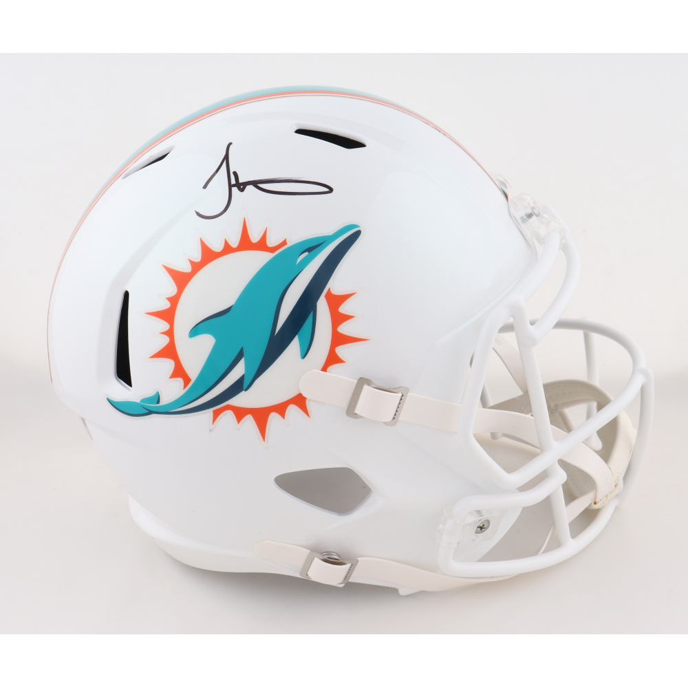 Tyreek Hill Signed Signed Dolphins Full-Size Speed Helmet (Fanatics) at PristineAuction.com