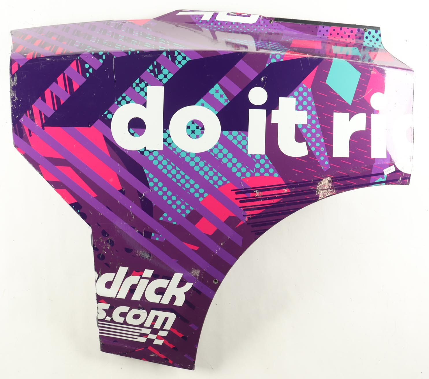 Alex Bowman Race-Used 2024 Talladega Superspeedway #48 Ally Right Rear Quarter Panel Car Piece (Hendrick Motorsports) at PristineAuction.com Alex Bowman Race-Used 2024 Talladega Superspeedway #48 Ally Right Rear Quarter Panel Car Piece (Hendrick Motorsports) at PristineAuction.com