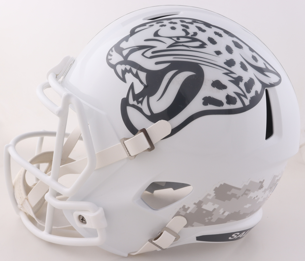 Maurice Jones-Drew & Fred Taylor Signed Jaguars Full-Size Salute to Service Alternate Speed Helmet (Beckett) at PristineAuction.com Maurice Jones-Drew & Fred Taylor Signed Jaguars Full-Size Salute to Service Alternate Speed Helmet (Beckett) at PristineAuction.com