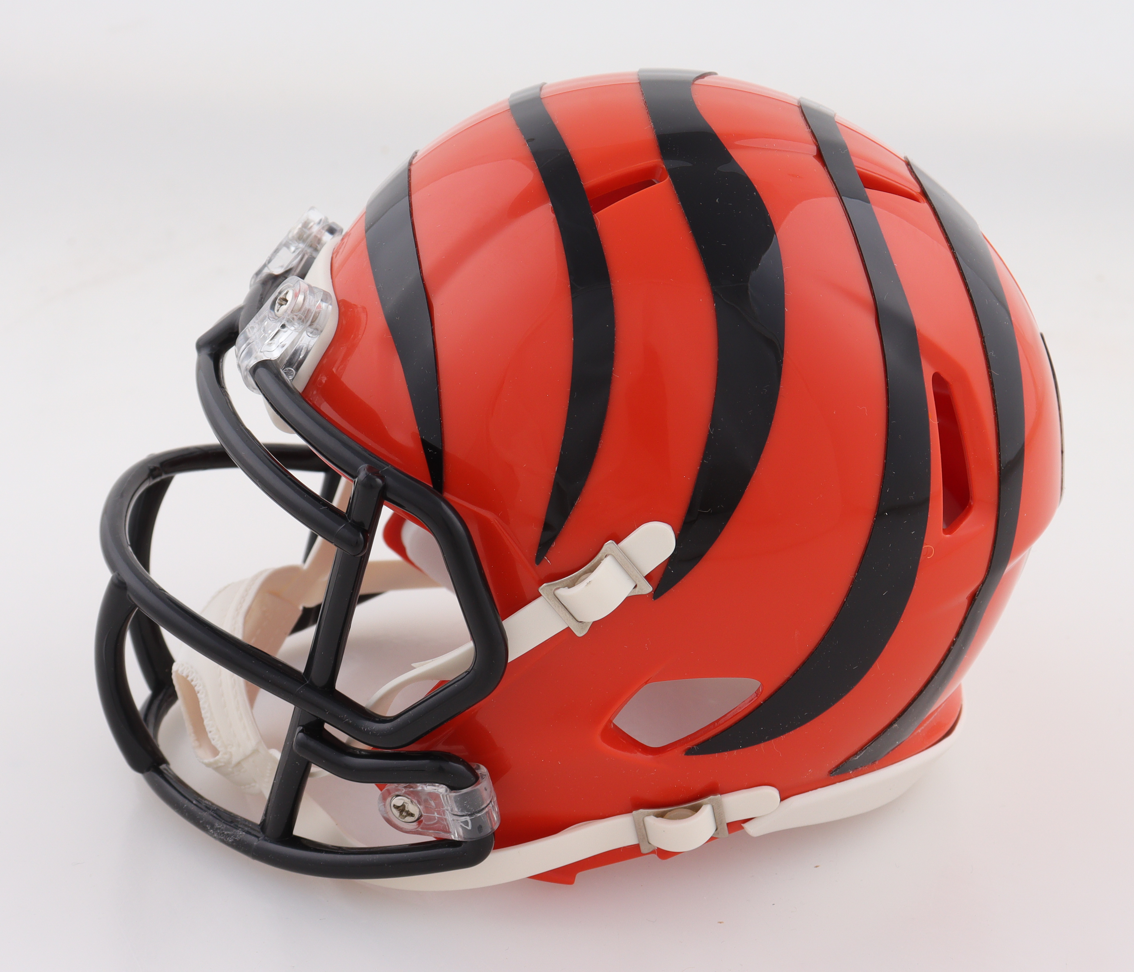 Chad "Ochocinco" Johnson Signed Bengals Speed Mini Helmet (JSA) at PristineAuction.com Chad "Ochocinco" Johnson Signed Bengals Speed Mini Helmet (JSA) at PristineAuction.com