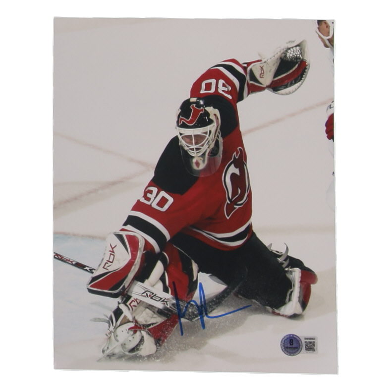 Martin Brodeur Signed Devils 8x10 Photo (Beckett) at PristineAuction.com Martin Brodeur Signed Devils 8x10 Photo (Beckett) at PristineAuction.com