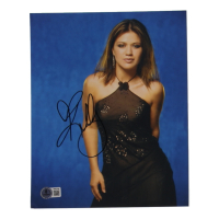 Kelly Clarkson Signed 8x10 Photo (Beckett) at PristineAuction.com