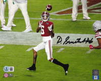 DeVonta Smith Signed Alabama Crimson Tide 8x10 Photo (Beckett) at PristineAuction.com