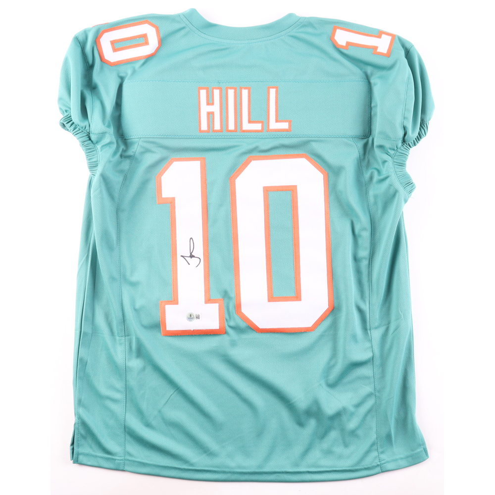 Tyreek Hill Signed Jersey (Beckett) at PristineAuction.com